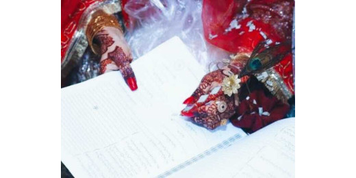 जूता चुराई में बिगड़ी बात, फोन पर दिया तलाक, दो बहनों की बारात में एक लौटी खाली हाथ